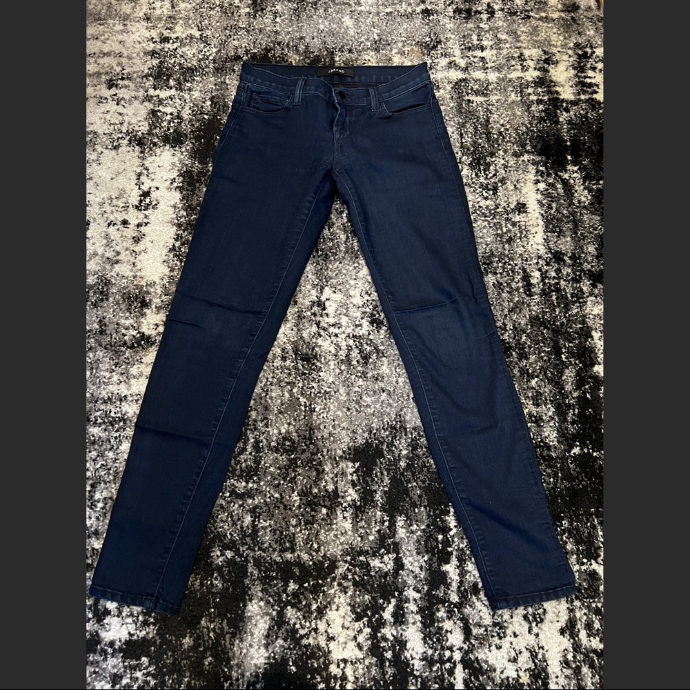 J Brand 910 Size 26 Skinny Jean in Lapis